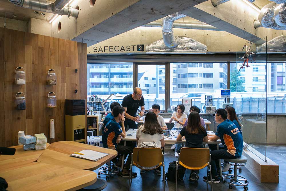 Through their study trip in Japan, winning teams soak up engineering knowledge to refine their ideas.