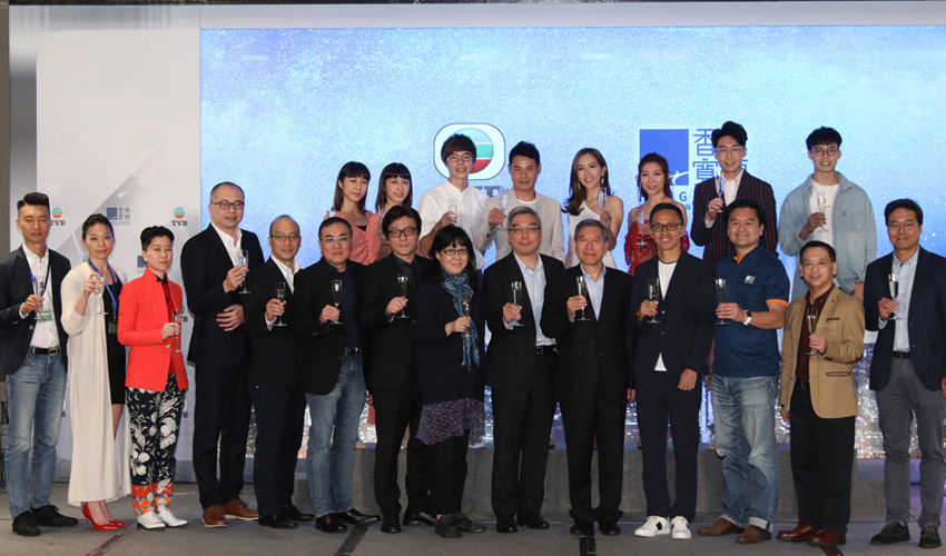 Immediately after announcing the huge cross-synergy benefits being introduced to business customers of both companies, TVB senior management and artistes, as well as myTV SUPER advertisers gathered to celebrate with HKBN’s senior management team.